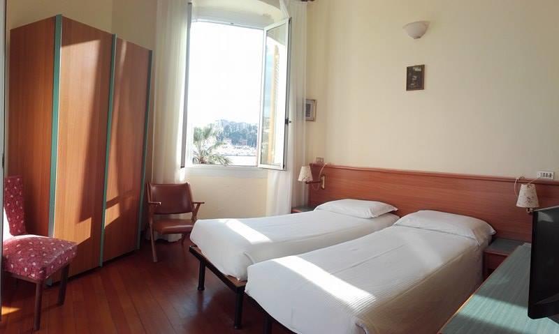 Albergo Bandoni ราปาลโล ภายนอก รูปภาพ