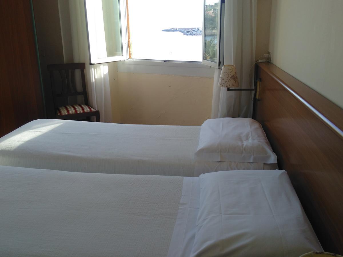 Albergo Bandoni ราปาลโล ภายนอก รูปภาพ